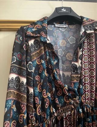 Vestito lungo autunnale con gonna plissettata