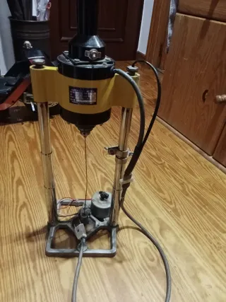 Taladro de tela industrial