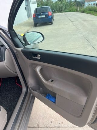 Volkswagen Golf Plus 2012