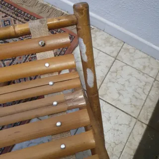Taburete plegable de bambú y madera