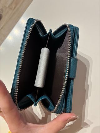 Moneder/cartera compacta.