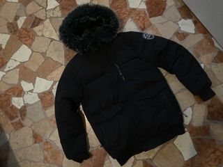 Giacca McKenzie nera con cappuccio