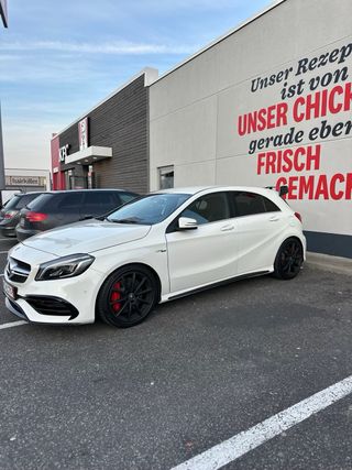 Mercedes A45 AMG 2016 4Matic 381Cv