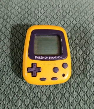 Tamagotchi Pokémon Pikachu Nintendo Amarillo