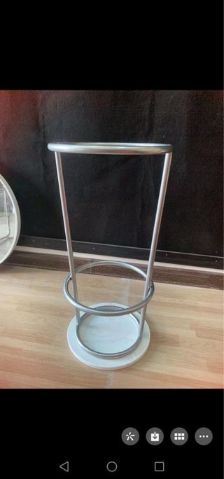 Porta ombrelli nero in metallo