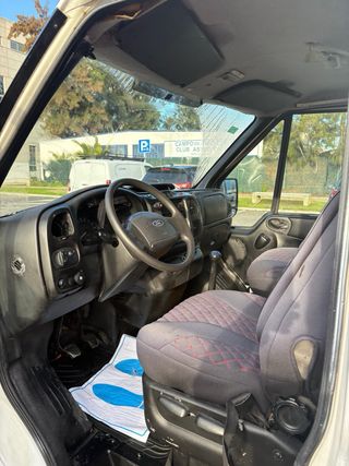 Ford Transit 2000