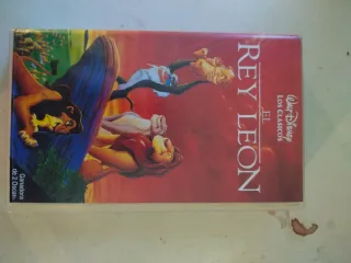 Lote Cintas VHS Películas Animadas Disney y más