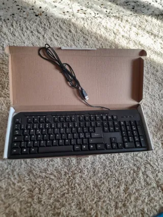 tastiera da computer PC USB nera