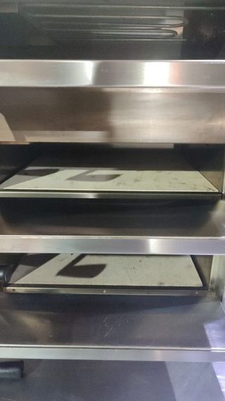 HORNO DE 3 PIZZAS COMPACTO TRIFASICO 2 M