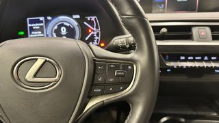 Lexus UX BUSSINESS 2WD