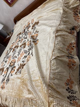 Coperta in velluto con fiori
