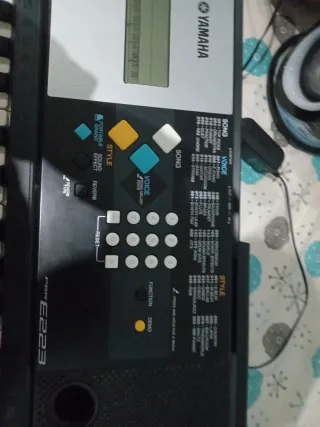 Teclado Yamaha psr-223
