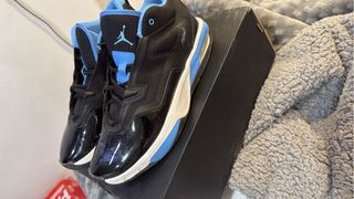 Zapatillas Jordan Stay Loyal 3 Negro/Azul