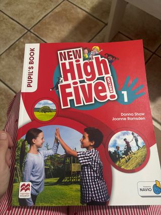 Libro de ingles nuevo, solo usada 1 pagina.