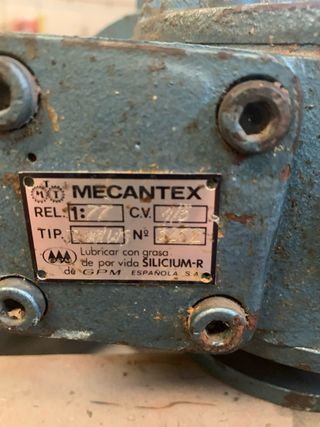 Motor eléctrico con eje chavetero