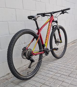 BICICLETA SPECIALIZED ROCKHOPPER 29 - 2017