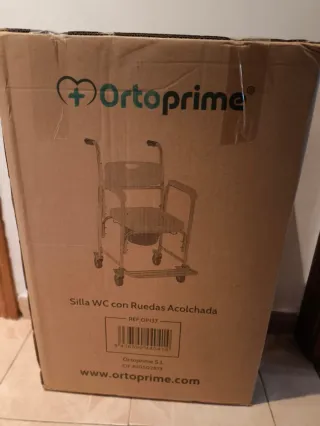 Silla de ruedas geriátrica Ortoprime.