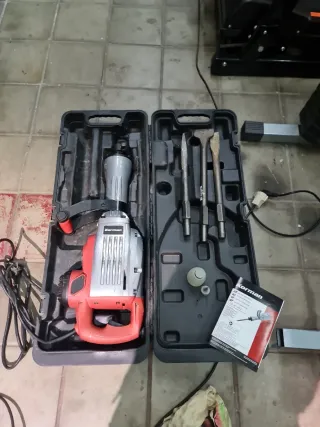 Martillo Demoledor Korman con Maletín