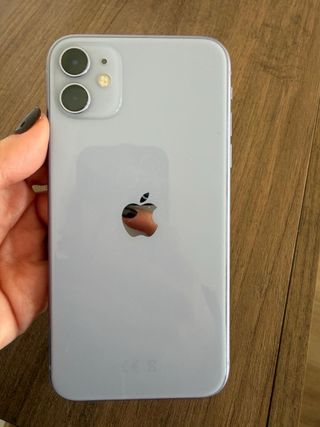 iPhone 11 64GB