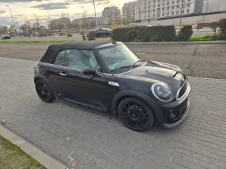 MINI Cabrio 2012