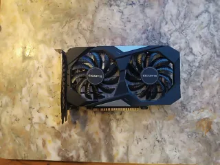 Tarjeta Gráfica Gigabyte GTX 1650 D6 WINDFORCE 4G