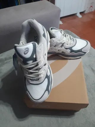 Asics Gel Gris Talla 40