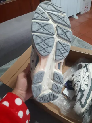 Asics Gel Gris Talla 40