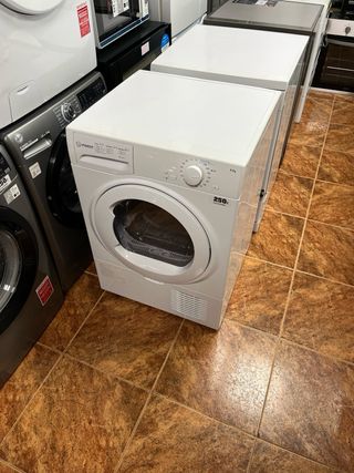 ️ SECADORA CONDENSACIÓN INDESIT 8KG - ¡TURN & GO!