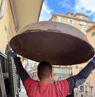 Caldero Paellero muy antiguo y muy grande. 4 asas