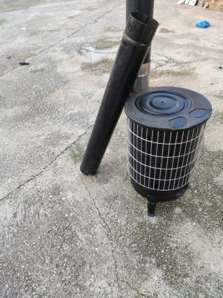 Estufa leña redonda metal negra