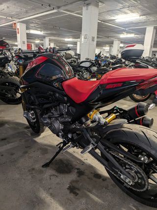 DUCATI MONSTER 950