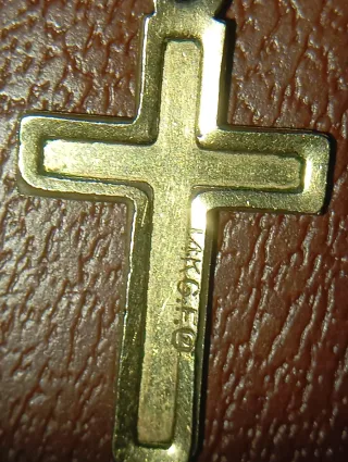 Cruz de oro 14k