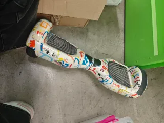 Hoverboard con diseño graffiti