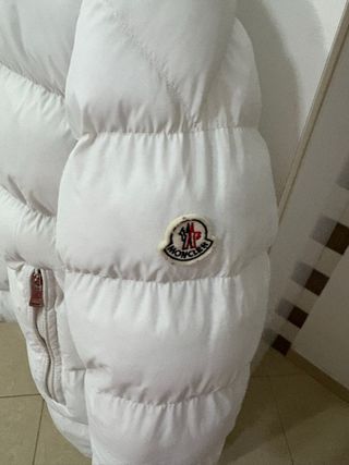 Giubbino Moncler uomo con cappuccio bianco