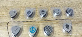 Collar Púa Guitarra Corazón