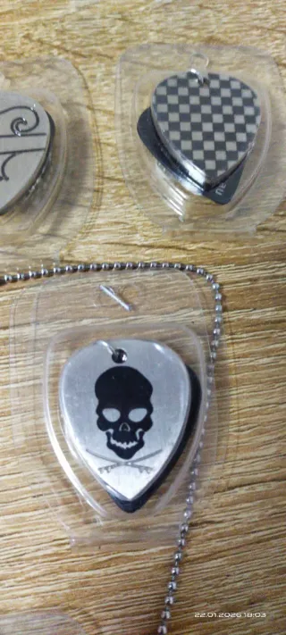 Collar Púa Guitarra Corazón