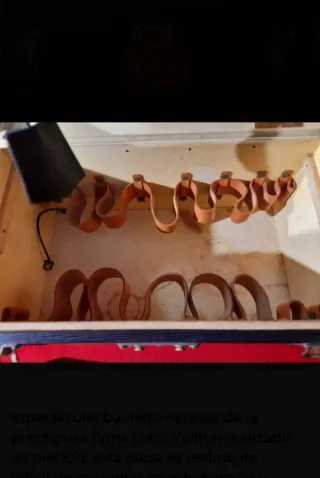 Louis Vuitton Bauletto Neceser Epi