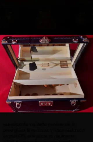 Louis Vuitton Bauletto Neceser Epi