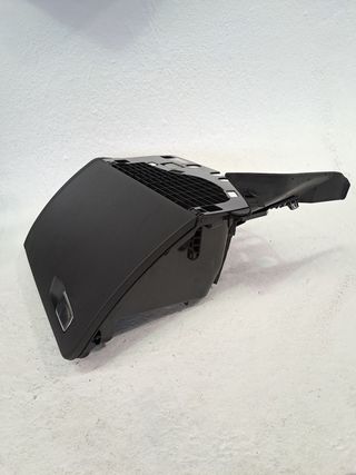 GUANTERA AUDI Q5 (8RB)