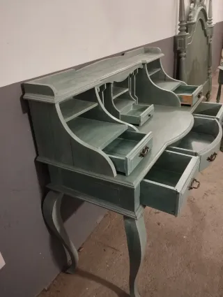 Secreter de madera maciza