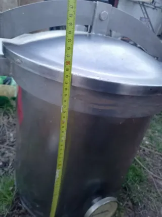 Olla grande de presión