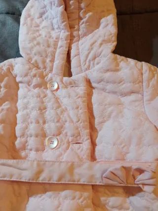 Giubbino neonato rosa trapuntato con cappuccio