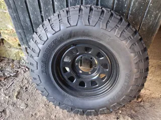 5 NEUMÁTICOS 4x4 y Mataburros MITSUBI