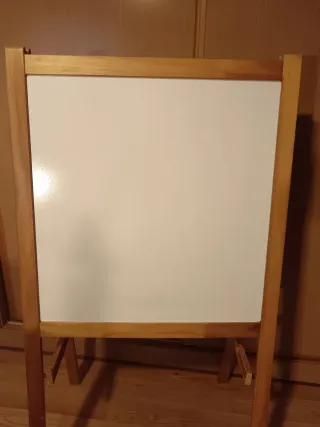 Pizarra Infantil IKEA Tiza y Rotuladores