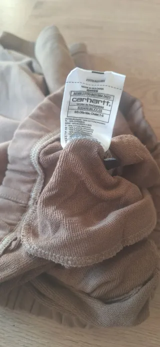 Pantalones cortos Carhartt marrones y grises