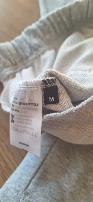 Pantalones cortos Carhartt marrones y grises