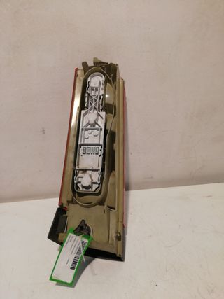 PILOTO TRASERO DERECHO RENAULT 5