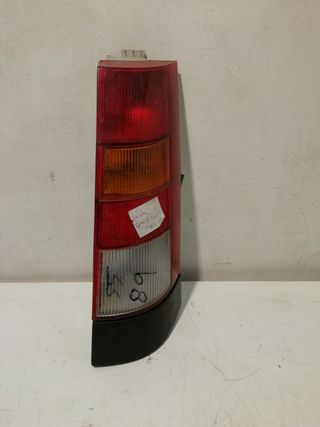 PILOTO TRASERO DERECHO RENAULT 5 (2)