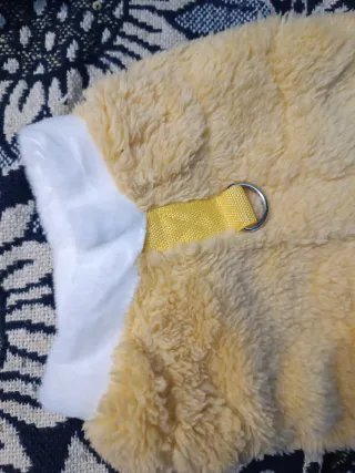 Abrigo amarillo polar suave para perro