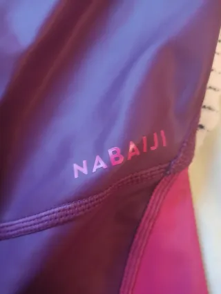 Traje de neopreno manga larga y pierna corta